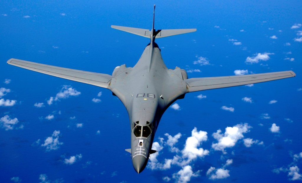 Бомбардировачите B-1B са спрени от полети | Аеро